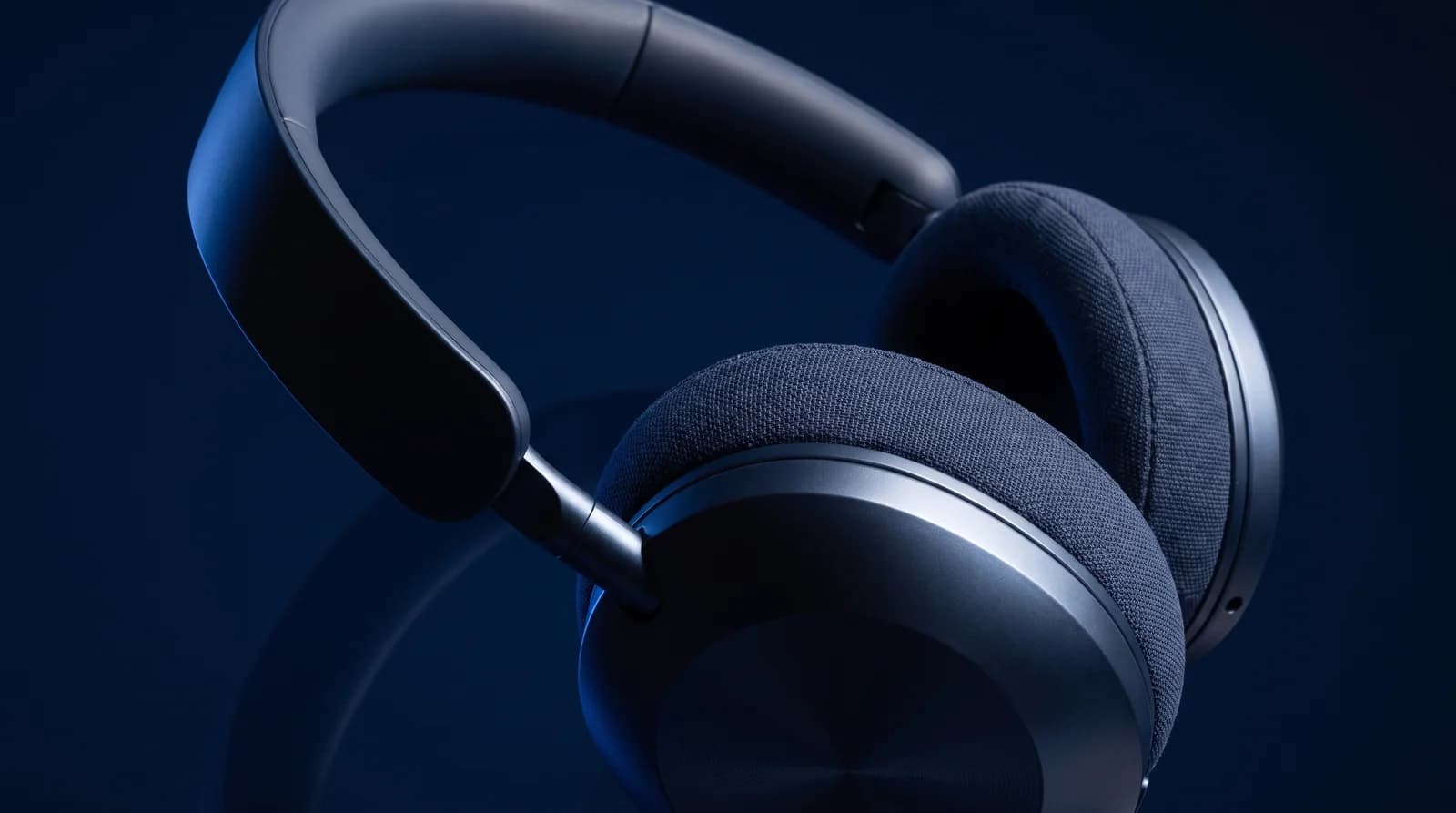 Precision detail of the FORME headphones